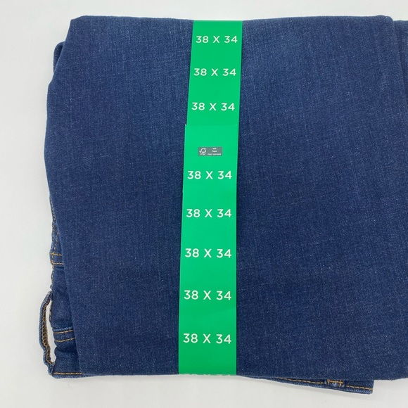 G.H. Bass & Co. Men's Size: 38×34 Straight Fit 5 Pocket Jeans -  Comfort Stretch - Picture 8 of 9